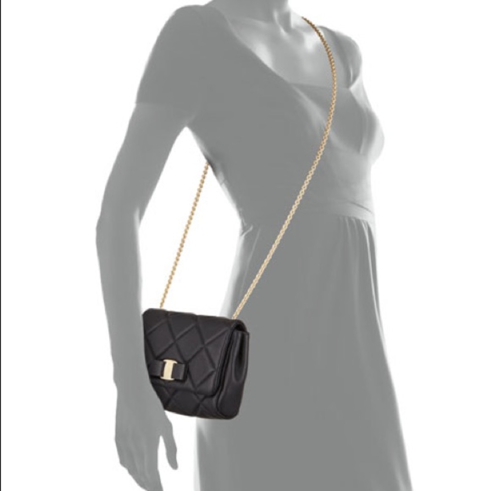Authentic Salvatore Ferragamo Quilted Vara Bag - Picture 3 of 14